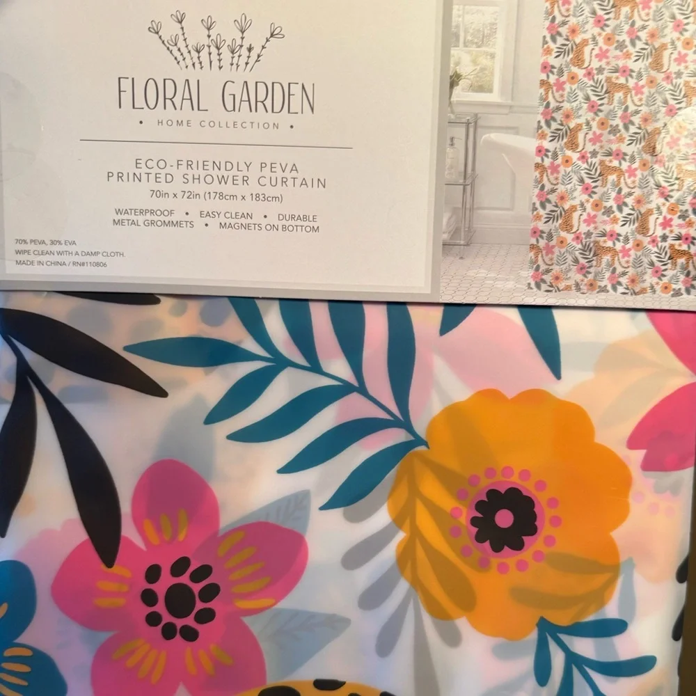 Floral Garden Home Collection NWT Stunning Floral Leopard PEVA Shower Curtain